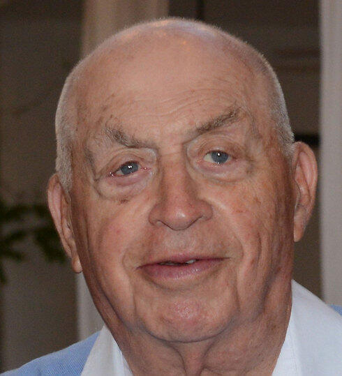 Dutch Holocaust survivor Abraham Roetnullnull Dutch Holocaust survivor Abraham Roet