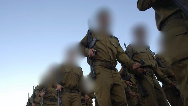 Будущие офицеры ЦАХАЛа. Фото: Хаим Гренштейн (צילום: חיים הורנשטיין) Будущие офицеры ЦАХАЛа. Фото: Хаим Гренштейн