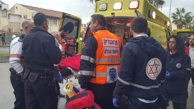 Scene of the attack in Ramla (Photo: United Hatzalah) (צילום: איחוד הצלה) Scene of the attack in Ramla (Photo: United Hatzalah)