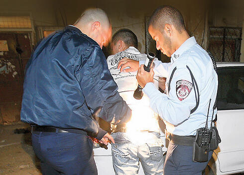 Police search suspect nullnull Police search suspect