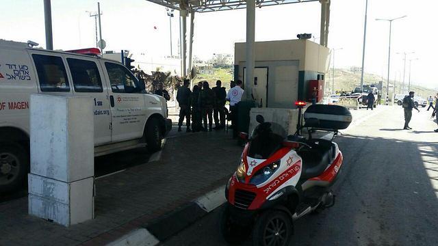Jerusalem checkpoint (Archive photo: Jerusalem MDA) (צילום: מדא ירושלים) Jerusalem checkpoint (Archive photo: Jerusalem MDA)