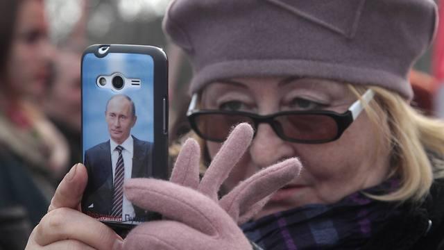 КрымНаш. Фото: Reuters (צילום: רויטרס) КрымНаш. Фото: Reuters