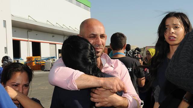 Employees at SodaStream say goodbye (Photo: Israel Yosef) (צילום: ישראל יוסף) Employees at SodaStream say goodbye (Photo: Israel Yosef)