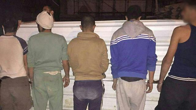 Illegal aliens arrested in Kiryat Malachi (Photo: Police spokesperson)