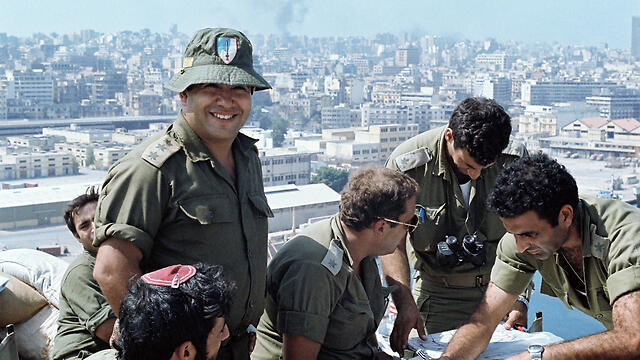 Israeli officers in Lebanon during the 1982 war