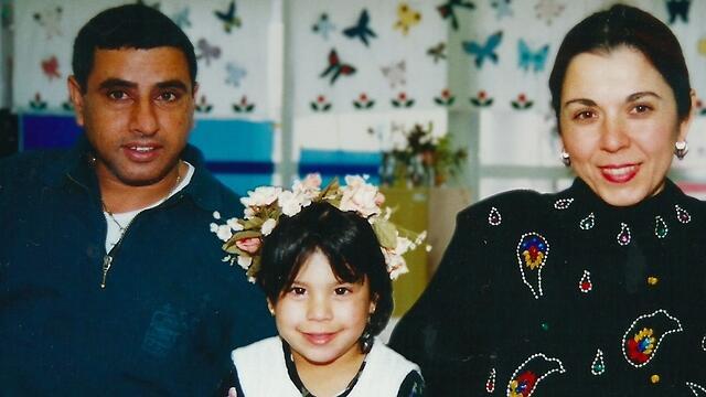 Rada with her parents
