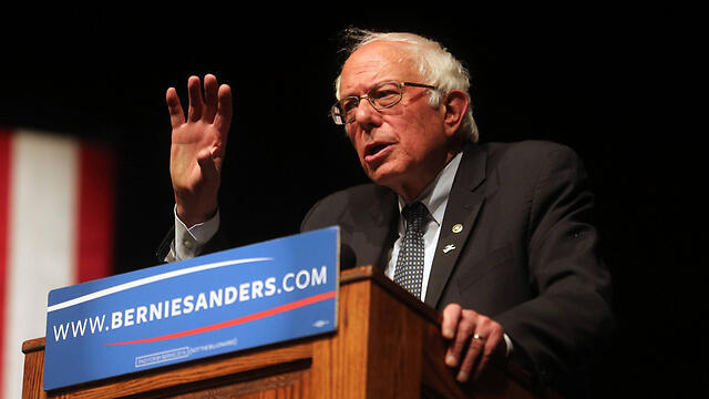 Sen. Bernie Sanders. "10,000 innocent people were killed in Gaza." (Photo: AP) (צילום: AP) Sen. Bernie Sanders. "10,000 innocent people were killed in Gaza." (Photo: AP)