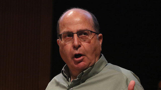 Defense Minister Moshe Ya'alon (Photo: Shaul Golan) (צילום: שאול גולן) Defense Minister Moshe Ya'alon (Photo: Shaul Golan)