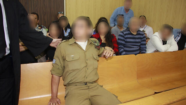 The soldier who shot the already-neutralized terrorist at the appeal hearing in Tel Aviv (Photo: Dana Kopel)