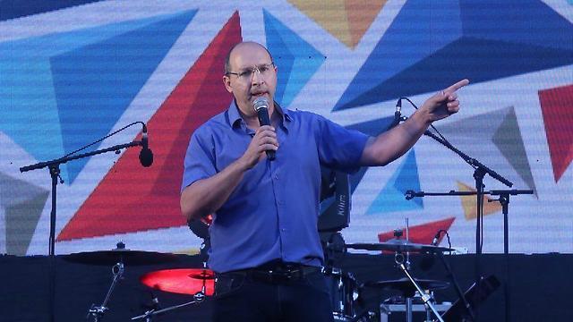 Histadrut chairman Avi Nissenkoren (Photo: Motti Kimchi)