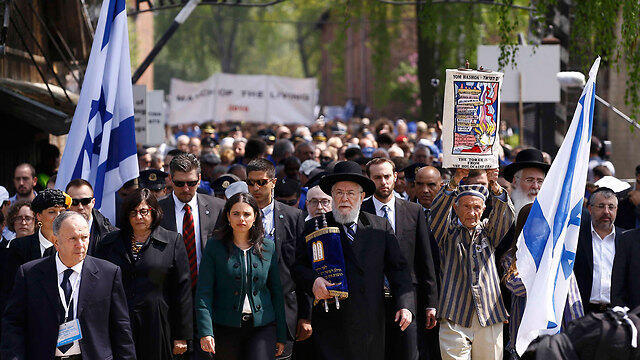 March of the living, led by Minister Ayelet Shaked and Tel Aviv Chief Rabbi Yisrael Meir Lau, a Holocaust survivor himself (Photo: Reuters)