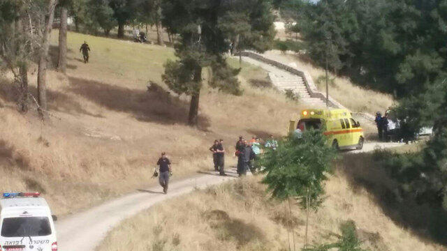 Scene of attack in Armon Hanatziv (Photo: Medabrim Tikshoret)