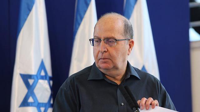 Moshe Ya'alon resigns as defense minister (Photo: Motti Kimchi) (צילום: מוטי קמחי) Moshe Ya'alon resigns as defense minister (Photo: Motti Kimchi)