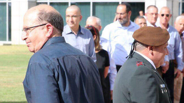 Ya'alon and Eisenkot (Photo: Motti Kimchi) (צילום: מוטי קמחי) Ya'alon and Eisenkot (Photo: Motti Kimchi)