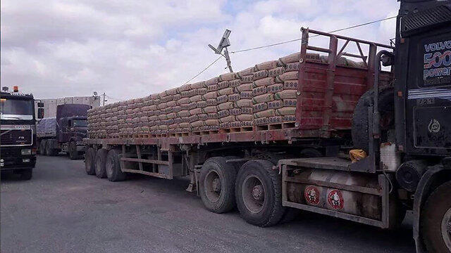 Cement coming into the Gaza Strip for the first time in over a month.nullnull Cement coming into the Gaza Strip for the first time in over a month.