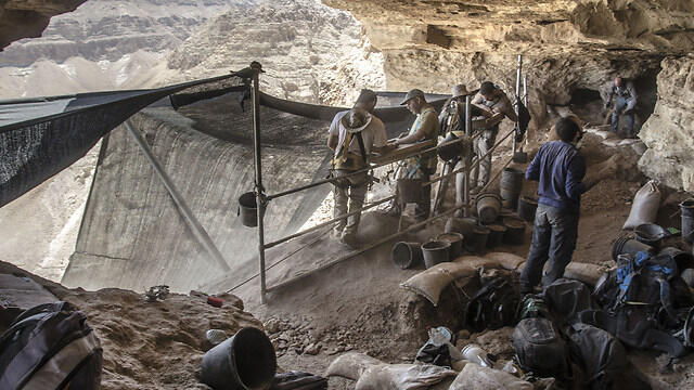 Excavations at Qumran (Photo: Yoli Shwartz) (TPS) Excavations at Qumran (Photo: Yoli Shwartz)