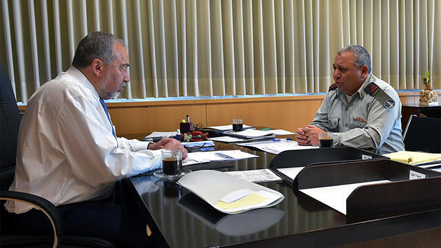 Defense Minister Lieberman and Chief of Staff Gadi Eisenkot (Photo: Ariel Harmoni/Israeli Ministry of Defense (צילום: אריאל חרמוני, משרד הביטחון) Defense Minister Lieberman and Chief of Staff Gadi Eisenkot (Photo: Ariel Harmoni/Israeli Ministry of Defense