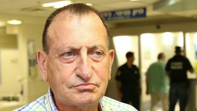 Haredi legislation seeks to null Tel Aviv Mayor Huldai's policy on Shabbat commerce