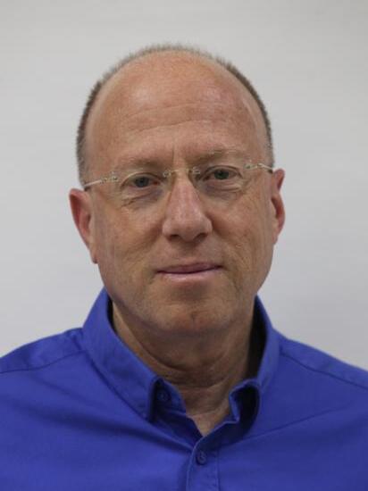 Dr. Adam Reuter