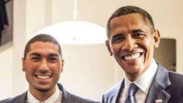 Siavosh Derakhti with US President Barack Obama