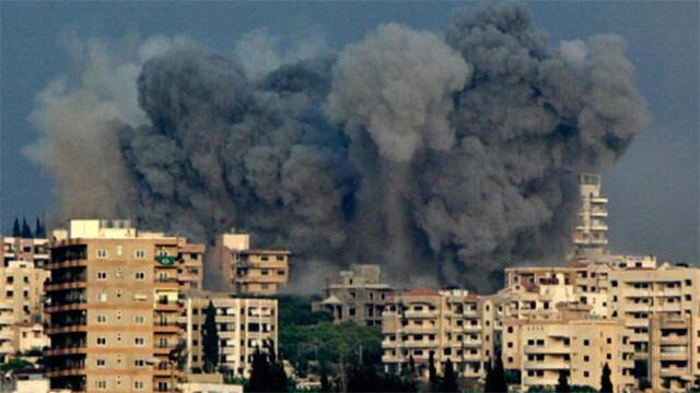 Fighting in Beirut (Photo: Reuters) (צילום: רויטרס) Fighting in Beirut (Photo: Reuters)