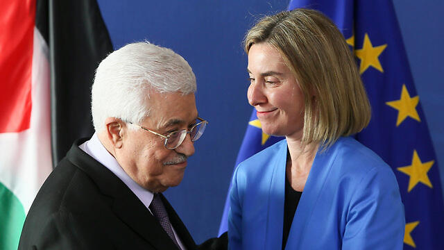EU senior foreign policy chief Mogherini (R) said Jerusalem should be a capital for PA President Abbas as well (צילום: EPA) EU senior foreign policy chief Mogherini (R) said Jerusalem should be a capital for PA President Abbas as well