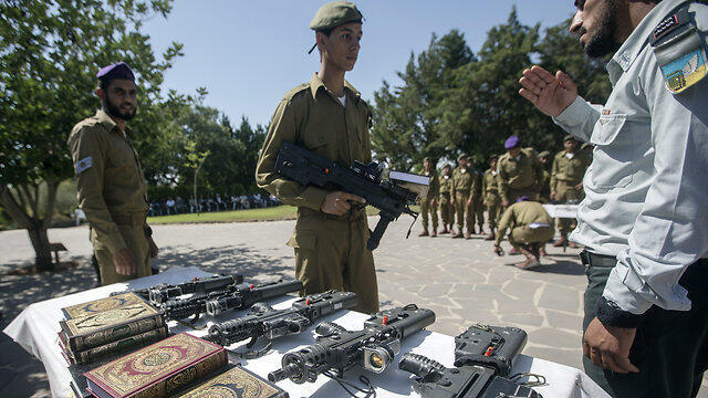 A newly sworn-in private (Photo: EPA) (צילום: EPA) A newly sworn-in private (Photo: EPA)