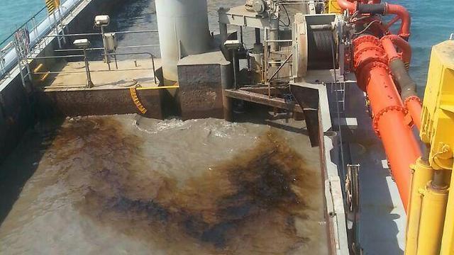 The oil spill (Photo: Environmental Protection Ministry)