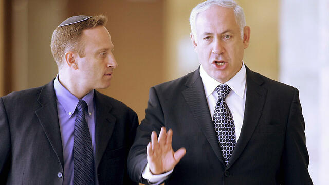 Netanyahu with former chief of staff Ari Harrow