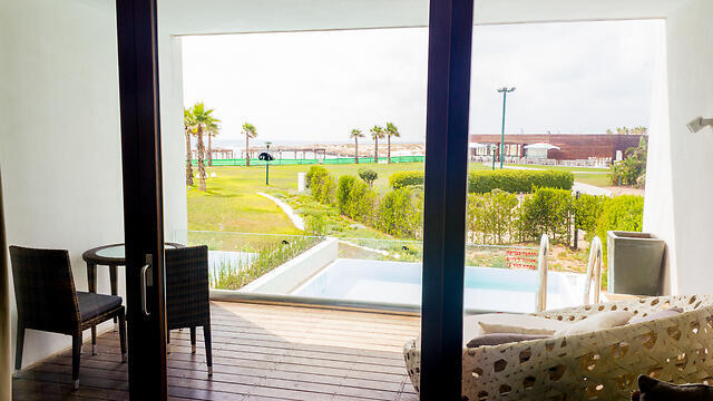 A suite's private pool (Photo: André Martins)