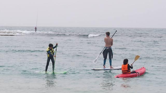 Paddle surfing and kayaking (Photo: Kliger BB)