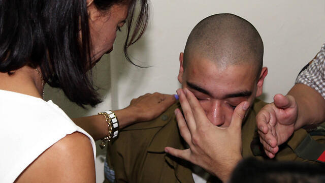 Sgt. Elor Azaria crying in court (Photo: Yariv Katz)