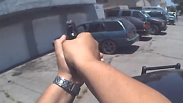 A view from a police body camera (Photo: Israel Police Spokeswoman) (צילום: דוברות המשטרה) A view from a police body camera (Photo: Israel Police Spokeswoman)