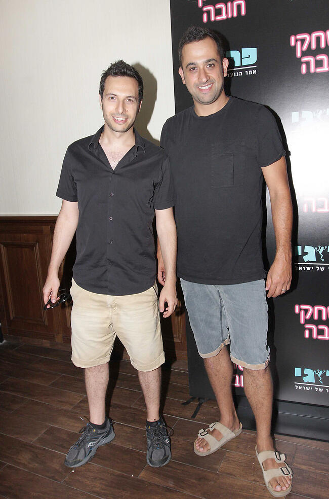 תספרו בדיחה. דובדבני וקובץ'