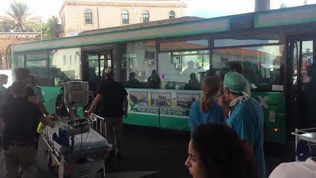 The bus reaching the hospital (Photo: Rambam) (צילום: דוברות רמב"ם) The bus reaching the hospital (Photo: Rambam)