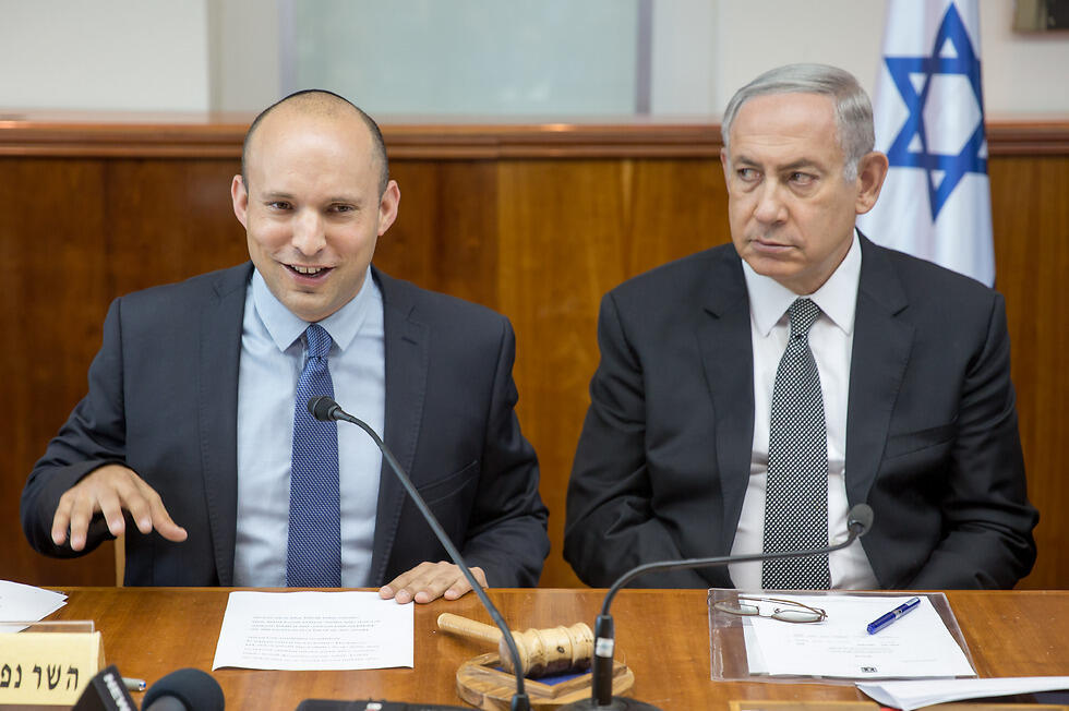 Bennett and Netanyahu (Photo: Amil Salman)