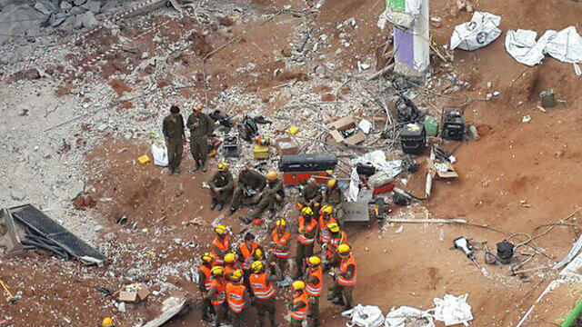 IDF Search and Rescue forces at the scenenullnull IDF Search and Rescue forces at the scene