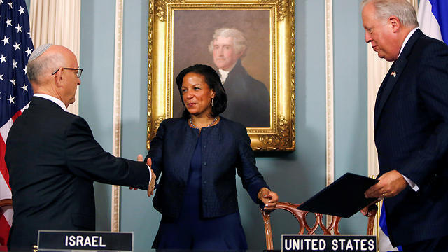 Both Obama and Netanyahu tried to present a significant increase in military aid, but the mathematical truth is that there is no such increase (Photo: Reuters) (צילום: רויטרס) Both Obama and Netanyahu tried to present a significant increase in military aid, but the mathematical truth is that there is no such increase (Photo: Reuters)