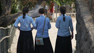 תלמידות סמינר, ארכיון