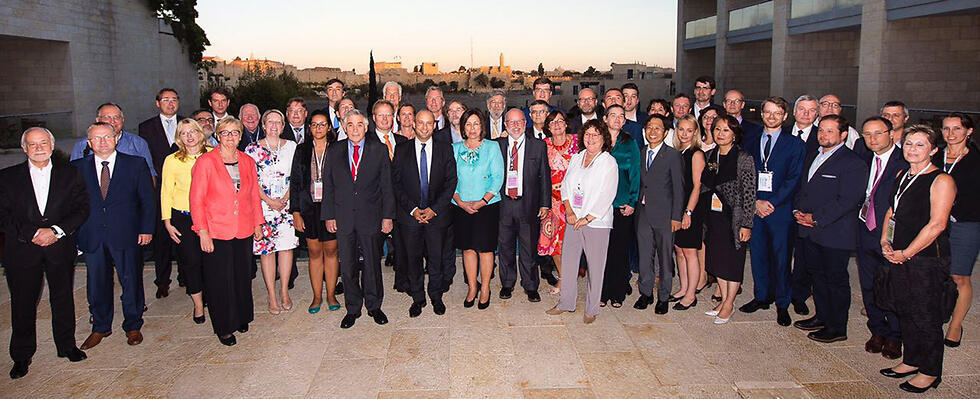 Minister of Education Naftali Bennett and his OECD counterparts (Photo: Shauli Lendner)