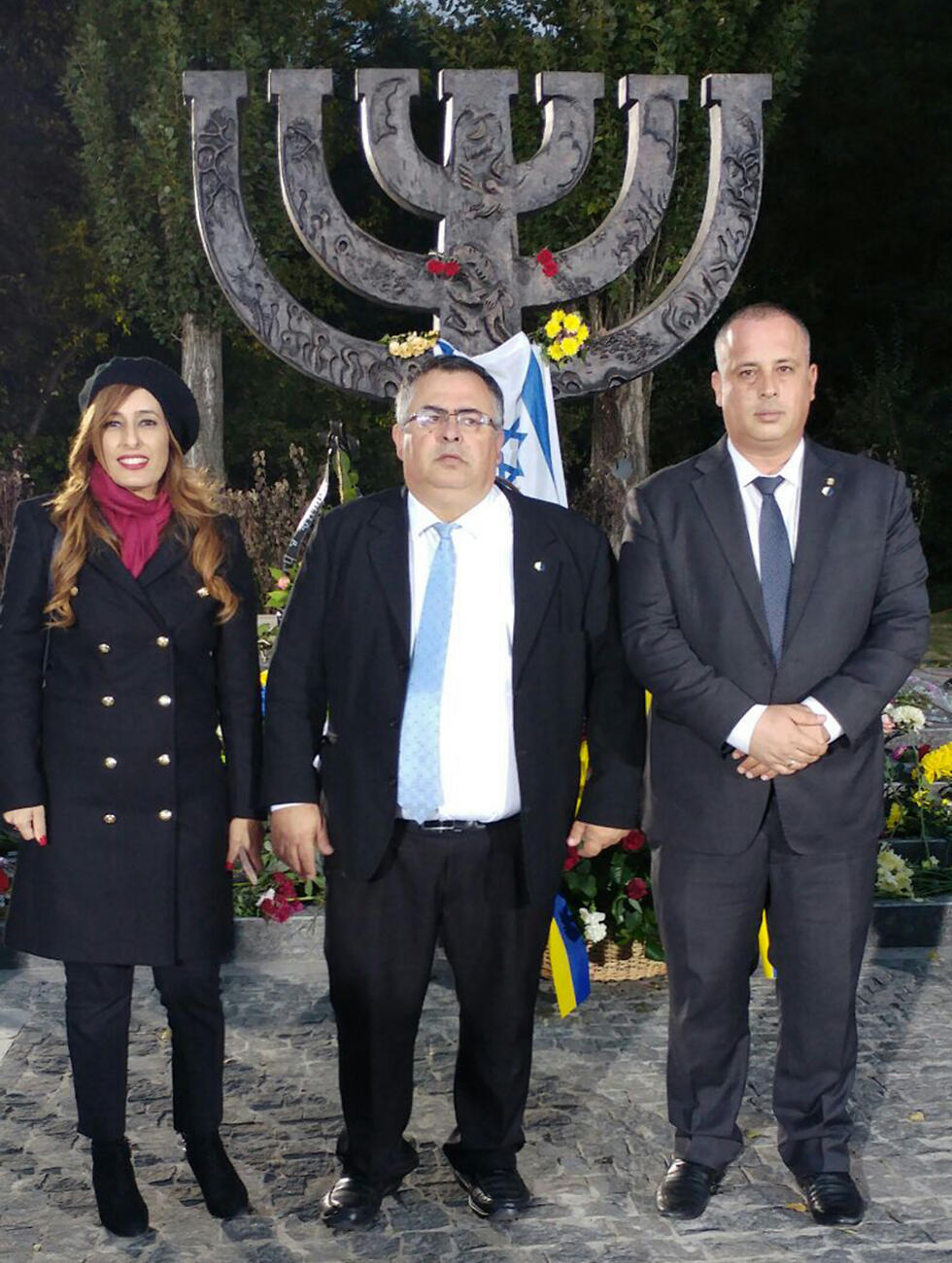 L-R: Tali Ploskov, David Bitan & Ploskov (Photo: Shahar Ezran)