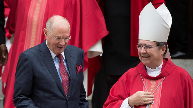 ustice Anthony Kennedy speaks with a member of the clergy after attending the 64th Annual Red Mass at the Cathedral of St. Matthew the Apostle in Washington (Photo: Reuters) (Photo: Reuters) ustice Anthony Kennedy speaks with a member of the clergy after attending the 64th Annual Red Mass at the Cathedral of St. Matthew the Apostle in Washington (Photo: Reuters)