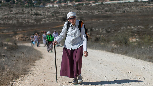 Protesting te impending Amona evacuation (Photo: Ohad Zwigenberg)