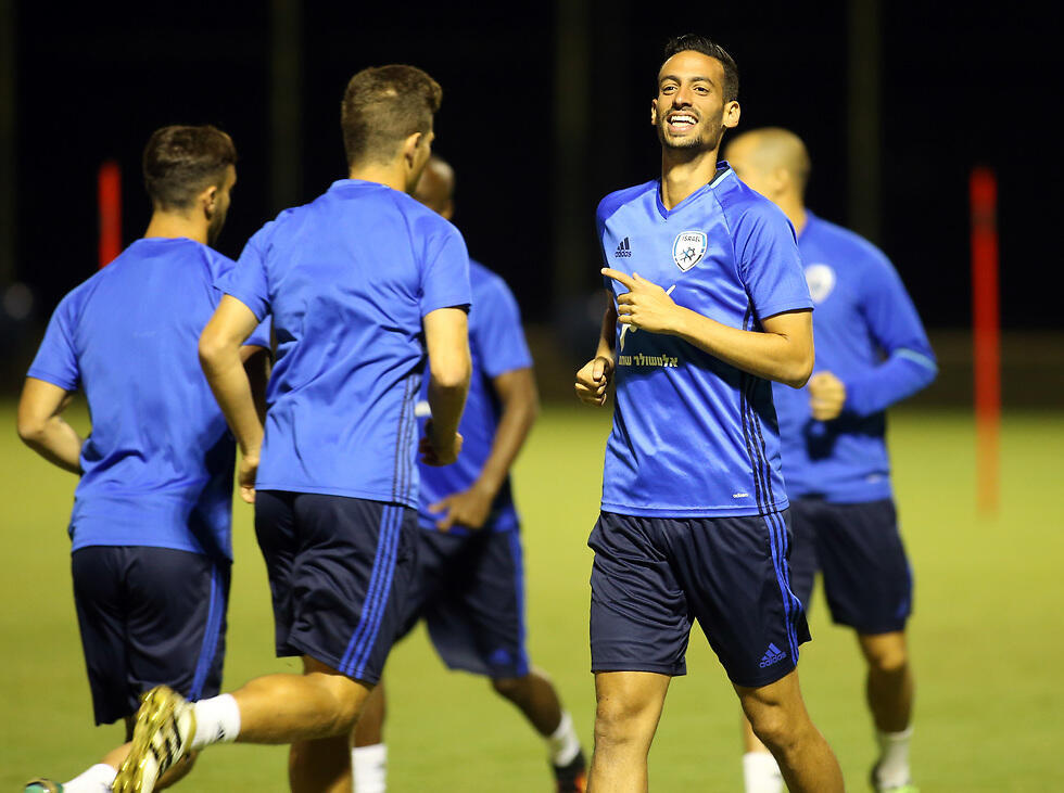 Israel's soccer team this week (Photo: Oz Moalem) (צילום: עוז מועלם) Israel's soccer team this week (Photo: Oz Moalem)
