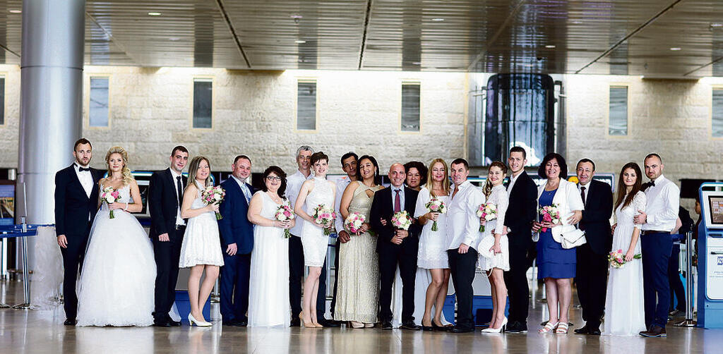 Operation Wedding in the Sky (Photo: Tomriko)