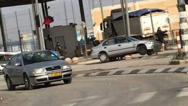 The Qalandiya checkpoint