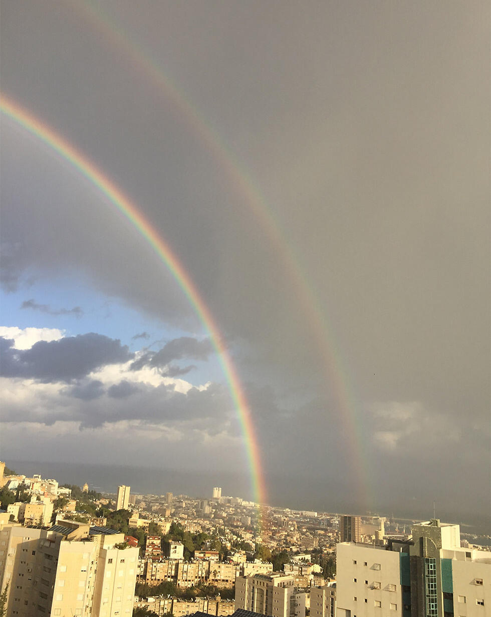 Double rainbow over Haifa (Photo: Udi Boch) (צילום: אודי בוך) Double rainbow over Haifa (Photo: Udi Boch)