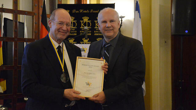 March of Life founder Jobst Bittner with Prof. Gideon Greif (Photo: March of Life) (צילום: ארגון March of life) March of Life founder Jobst Bittner with Prof. Gideon Greif (Photo: March of Life)