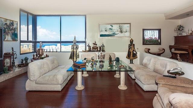 Дом в Рамат-Авиве. Фото: Консайрез Окшейн (צילום קונסיירז אוקשיין) Дом в Рамат-Авиве. Фото: Консайрез Окшейн