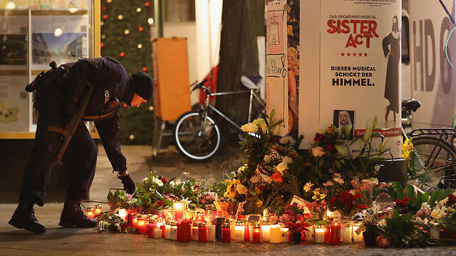 Site of Monday’s terror attack in Berlin. Ostracism has not worked well in the context of Islamic radicalization (Photo: Getty Images) (צילום: gettyimages) Site of Monday’s terror attack in Berlin. Ostracism has not worked well in the context of Islamic radicalization (Photo: Getty Images)